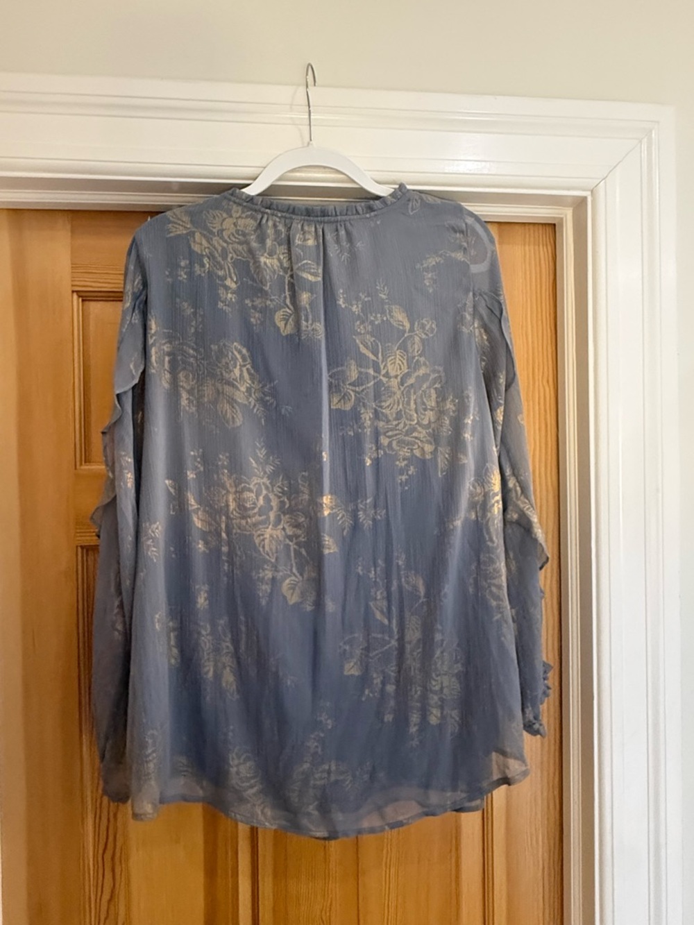 LC Lauren Conrad Dusty Blue Metallic Floral Ruffle Blouse - Picture 2 of 3